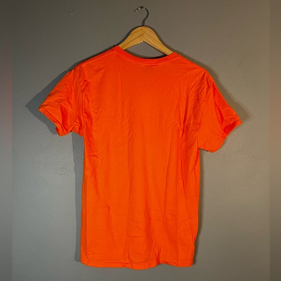 Athletic Works neon orange T-shirt - Picture 3 of 3